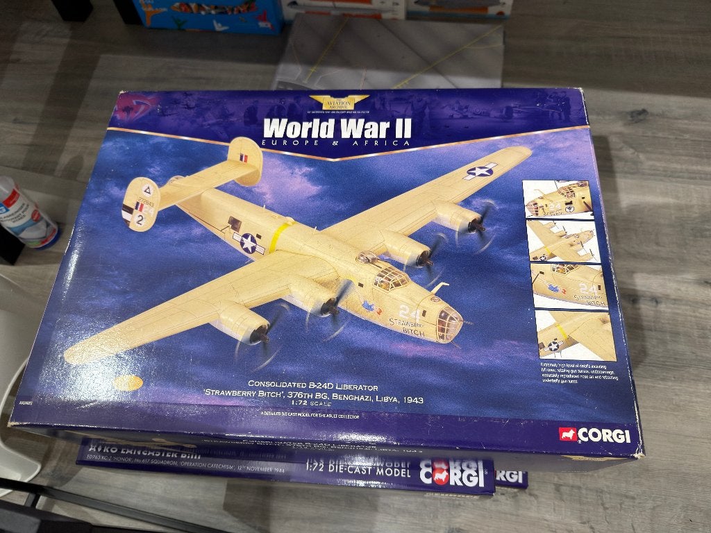 Corgi AA34003 Consolidated B-24D Liberator diecast 1:72, 1:72 tot 1:144, Zo goed als nieuw, Vliegtuig, Ophalen