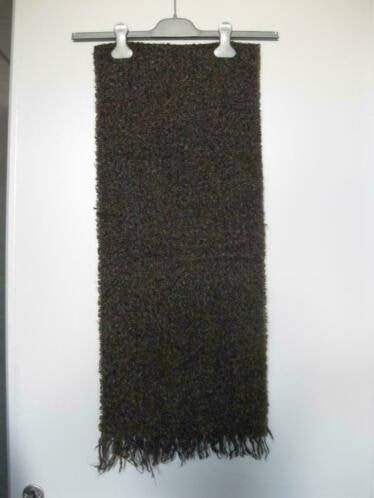 Sjaal bruin / beige boucle nieuwprijs 29,90, Kleding | Dames, Verzenden, Nieuw, Maat 46/48 (XL) of groter, Sjaal