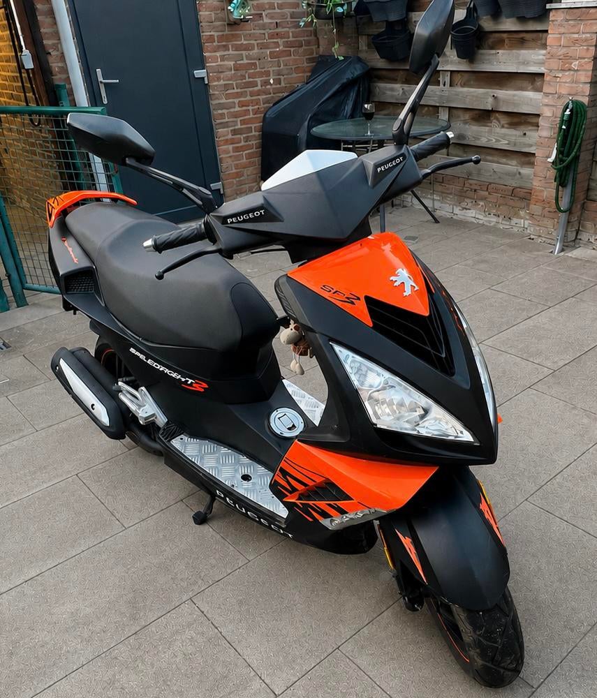 Peugeot Speedfight 3 4t Darkside (lage km stand), Fietsen en Brommers, Brommers | Peugeot, Ophalen, Maximaal 45 km/u, Overige modellen