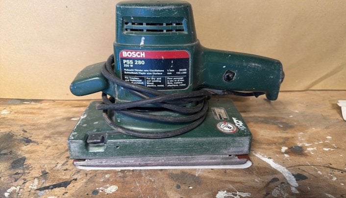 Bosch vlakschuurmachine, Ophalen of Verzenden, Zo goed als nieuw, Minder dan 600 watt, Vlakschuurmachine