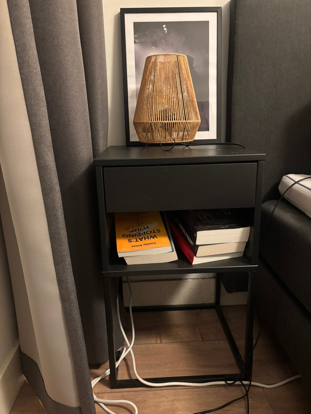 IKEA Vikhammer nachtkastjes 2x, Ophalen, Zo goed als nieuw, 45 tot 65 cm, 55 tot 70 cm