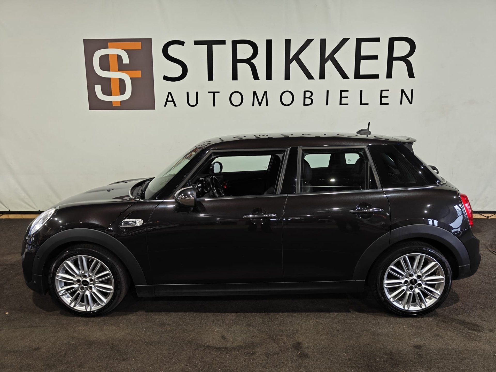 Mini Mini 2.0 Cooper S Chili, Auto's, Mini, 1998 cc, Gebruikt, Euro 6, Zwart