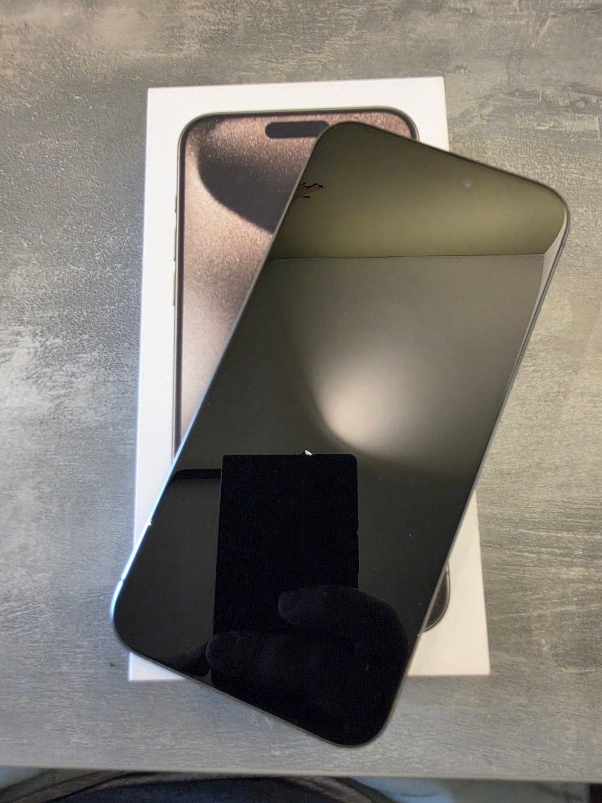 iPhone 15 pro max Natural titanium 256GB als nieuw