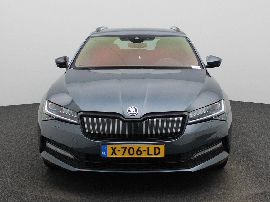 Skoda Superb Combi 1.4 TSI iV Sportline Business | Automaat, Auto's, Skoda, 12 maanden, 4 cilinders, Alcantara, Hybride Elektrisch/Benzine
