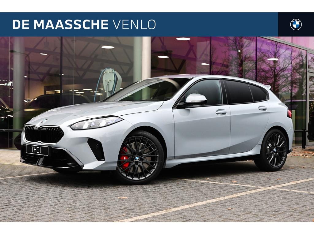 BMW 1 Serie 120 M Sport Automaat / Sportstoelen / Adaptieve, Auto's, BMW, Zwart, 156 pk, Bedrijf, 3 cilinders