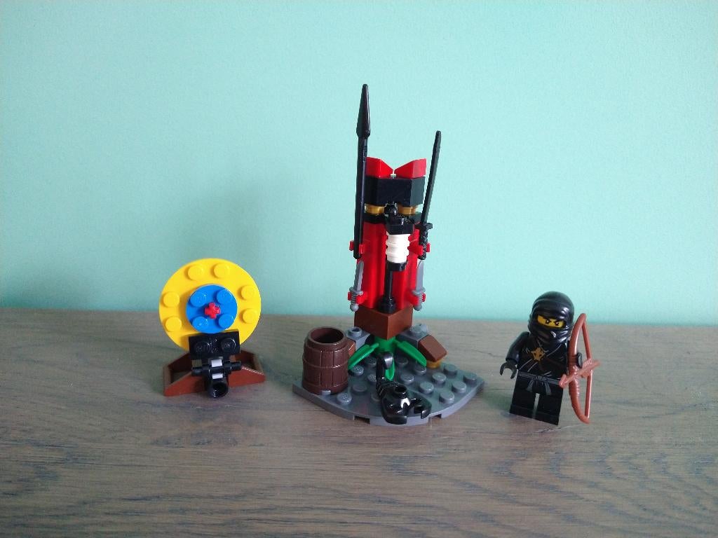 Lego Ninjago 2516 Ninja Training Outpost, Kinderen en Baby's, Speelgoed | Duplo en Lego, Ophalen of Verzenden, Zo goed als nieuw