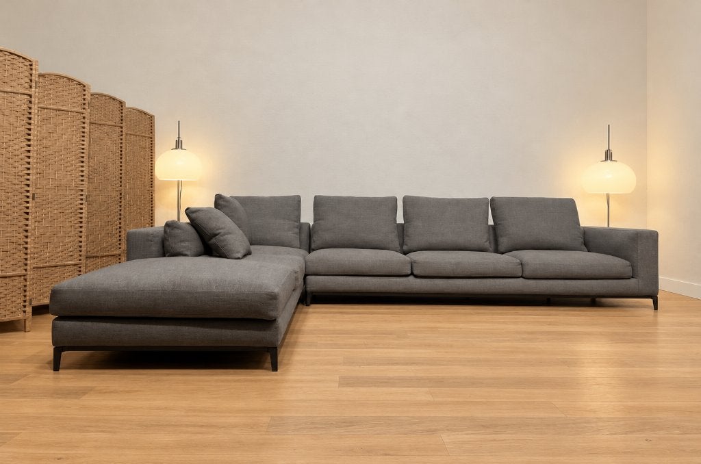ZGAN Minotti Andersen Hoekbank Grijs + GARANTIE | NP €25.000, Minotti, Hoekbank, 300 cm of meer, Vierpersoons of meer