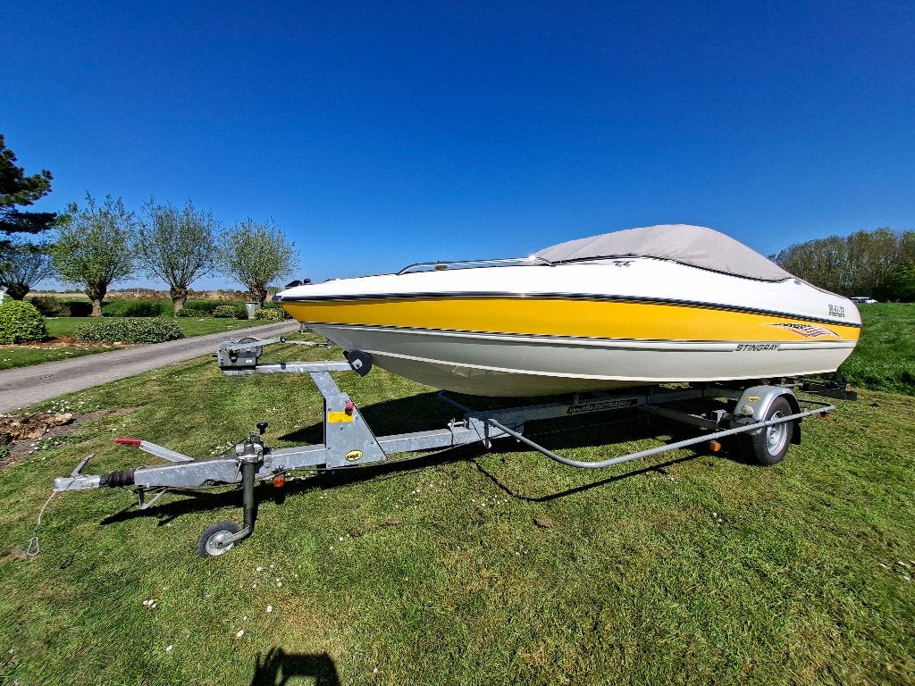 STINGRAY 185LX en RIBA BOOTTRAILER, Gebruikt, Binnenboordmotor, 120 tot 200 pk, Ophalen of Verzenden