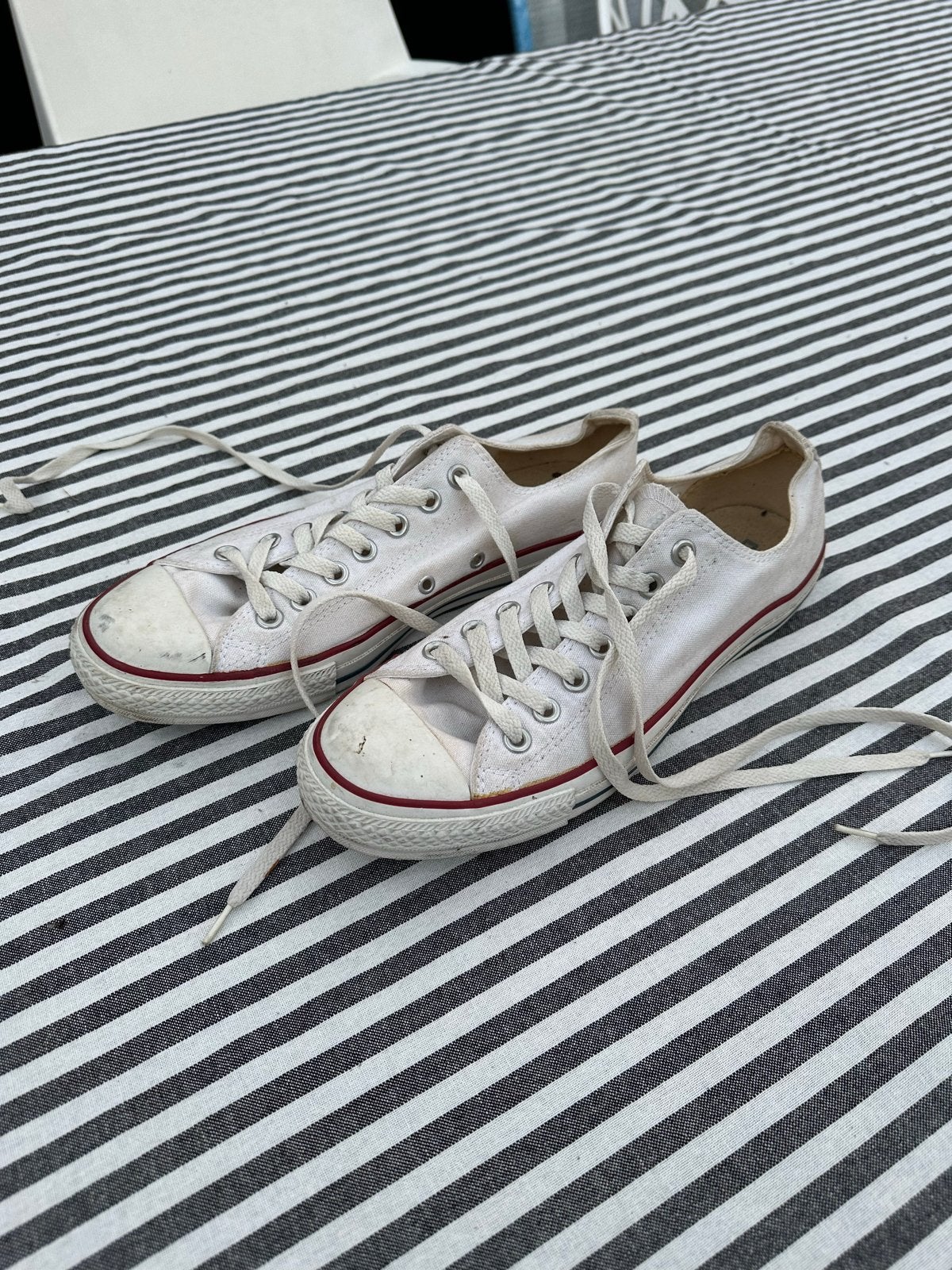 Witte Converse All Star Sneakers - Maat 42, Ophalen of Verzenden, Gedragen, Wit, Sneakers of Gympen