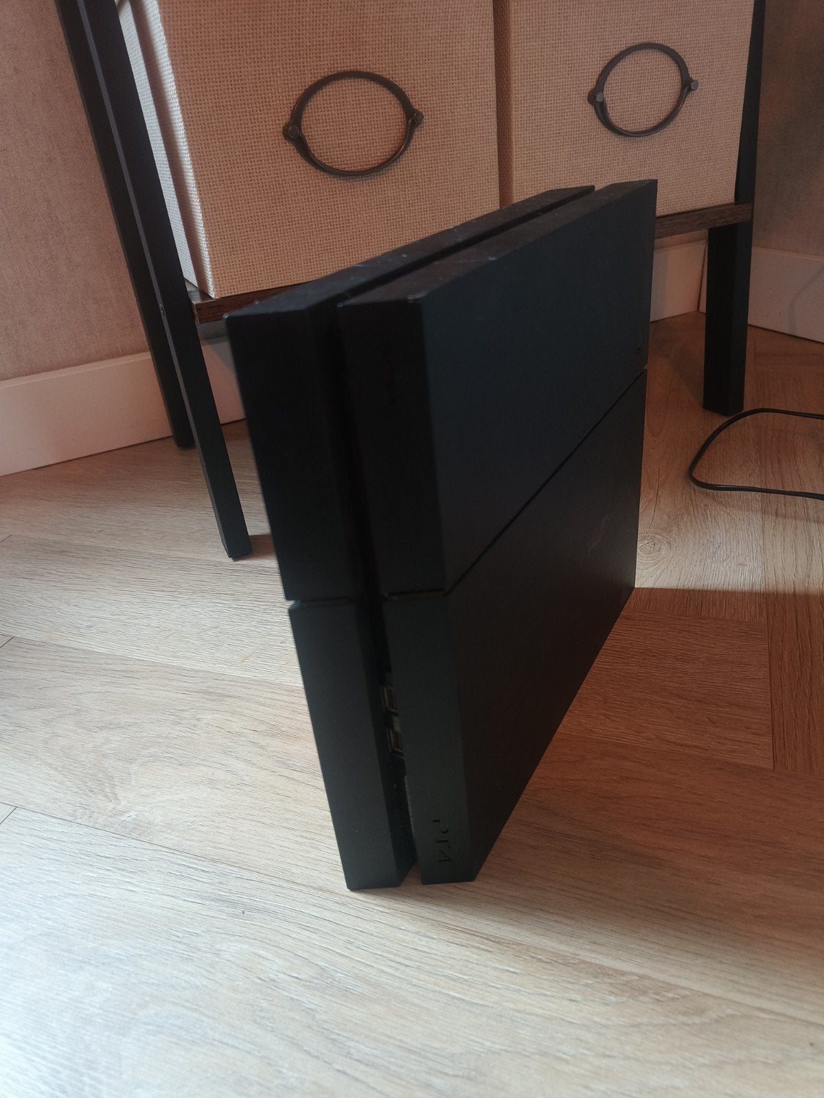 PlayStation 4 (PS4) 1216a 500GB, Spelcomputers en Games, Spelcomputers | Sony PlayStation 4, Ophalen of Verzenden, Zonder controller