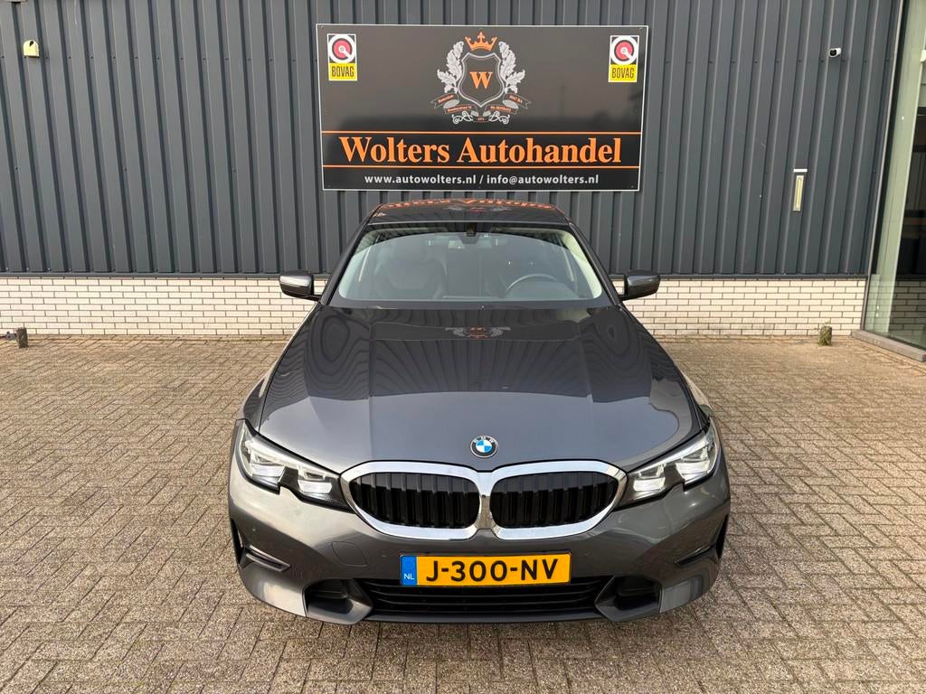 BMW 3-serie 330i High Executive, Auto's, BMW, 1998 cc, Achterwielaandrijving, Gebruikt, 4 cilinders