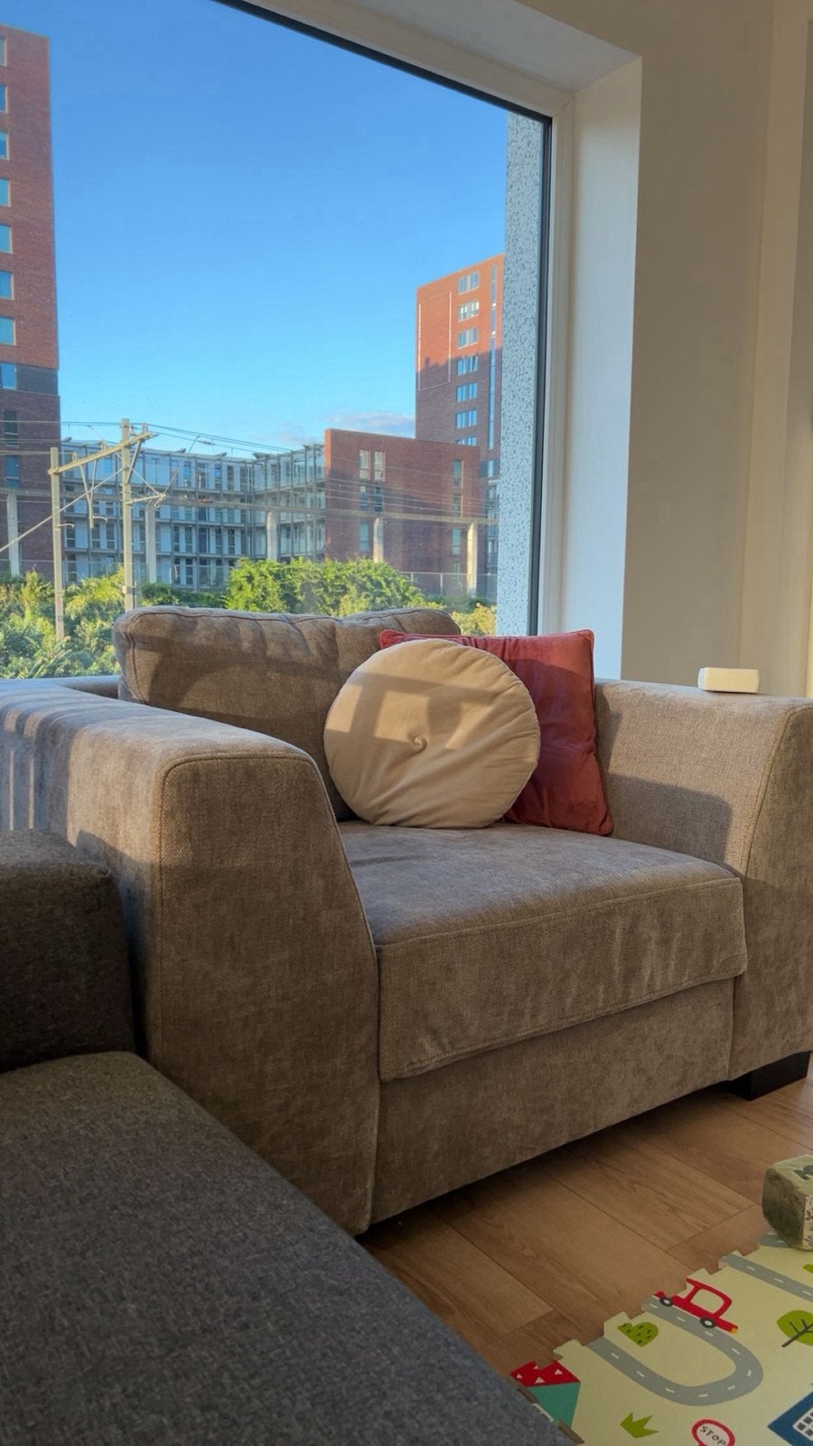 Mooie loveseat/fauteuil, Ophalen, Tweepersoons, 75 tot 100 cm, Zo goed als nieuw