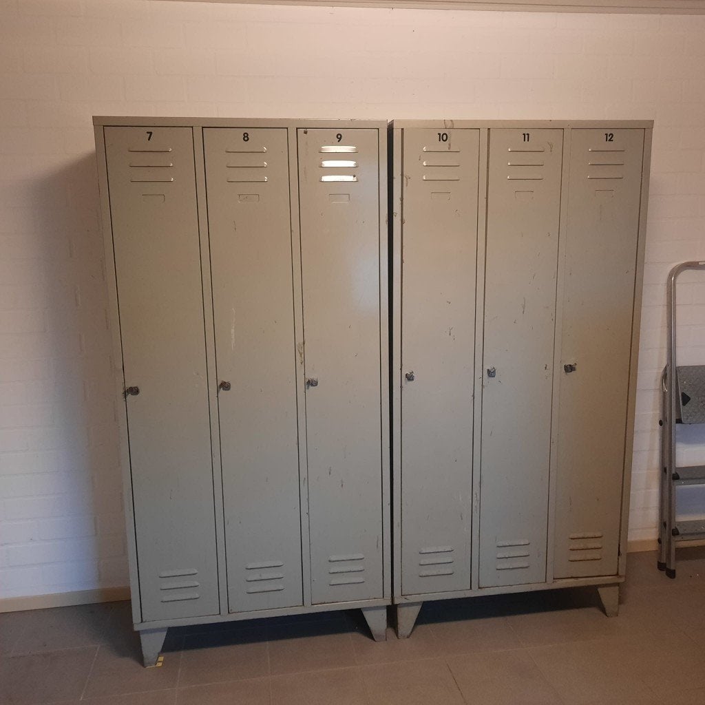 Vintage Metalen Lockerkast / Garderobekast (Set of Los), Huis en Inrichting, Ophalen, Gebruikt, Klassieke metalen lockerkasten