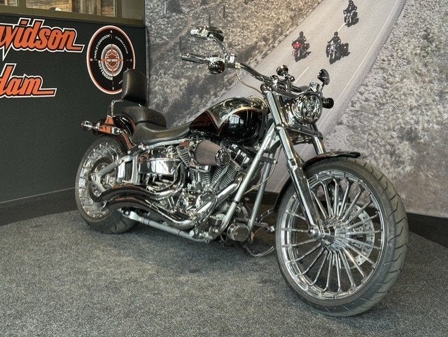 Harley-Davidson FXSBSE CVO Breakout (bj 2013), Motoren, Motoren | Harley-Davidson, Laan van Vredenoord 33
2289 DA  RIJSWIJK, NL