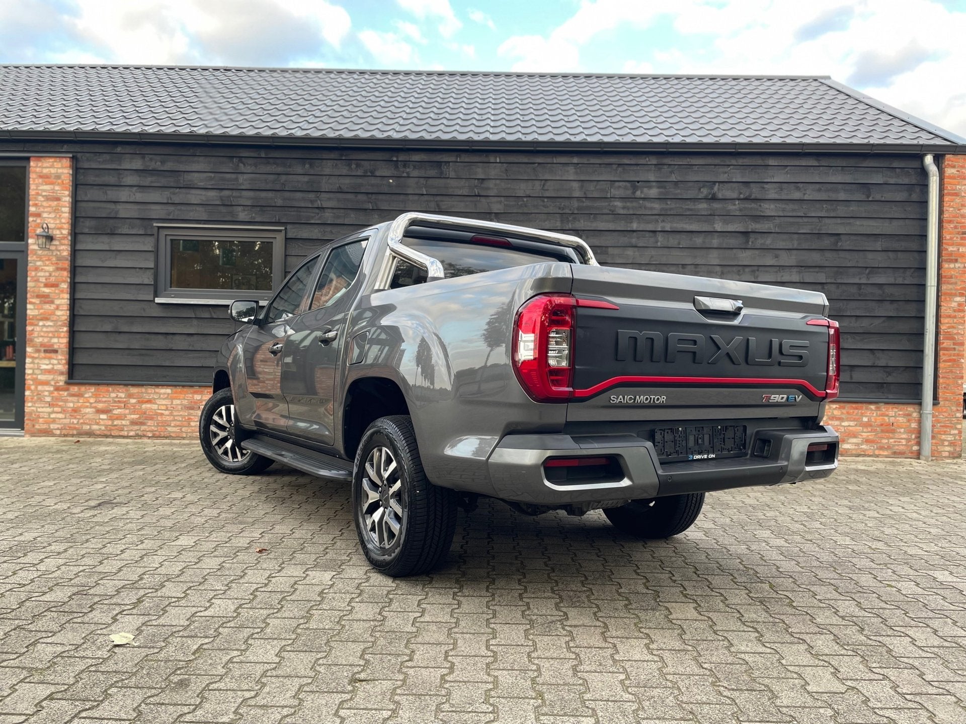 Maxus T90 EV 89 kWh - 3.300 kg trekgewicht - 5 persoons - Ze, Auto's, Automaat, Achterwielaandrijving, 177 pk, SUV of Terreinwagen