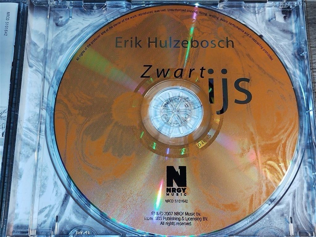 Erik Hulzebosch - Zwart IJs, Ophalen of Verzenden, Zo goed als nieuw, Levenslied of Smartlap