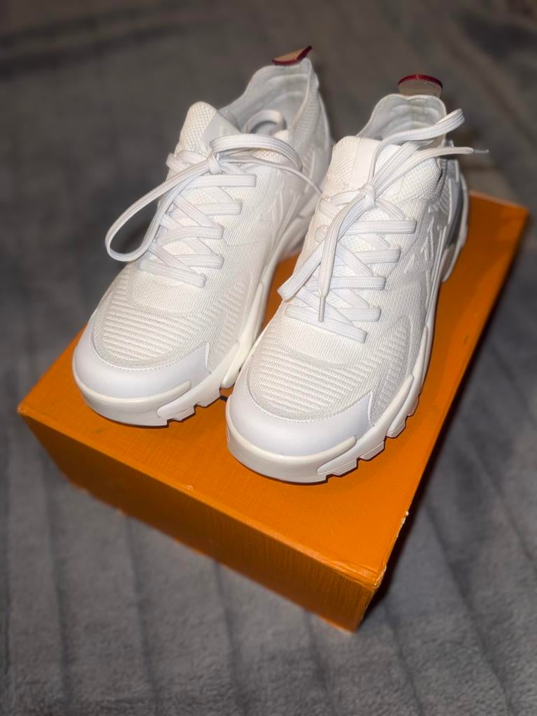 Louis Vuitton Tatic Knit White Sneaker Maat 43, Wit, Nieuw, Ophalen of Verzenden, Sneakers of Gympen