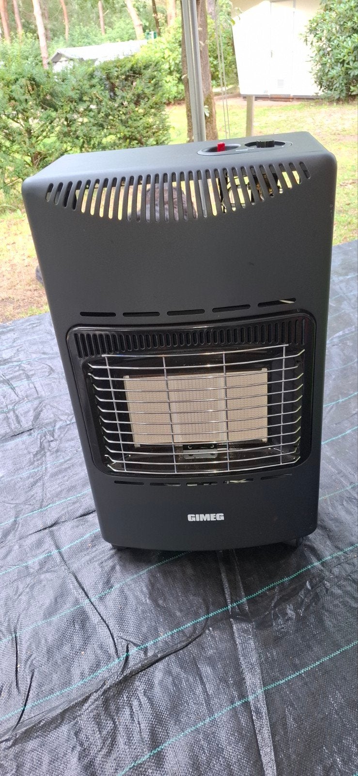 Gimeg rolkachel met infraroodverwarming., Ophalen