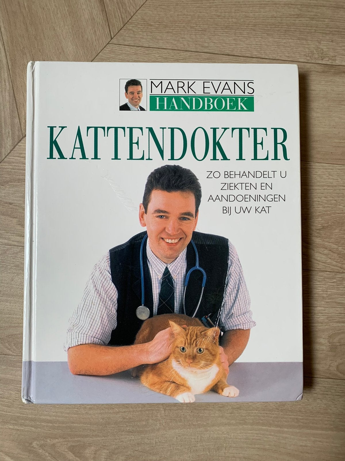 Kattendokter - Mark Evans Handboek, Ophalen of Verzenden, Zo goed als nieuw, Katten