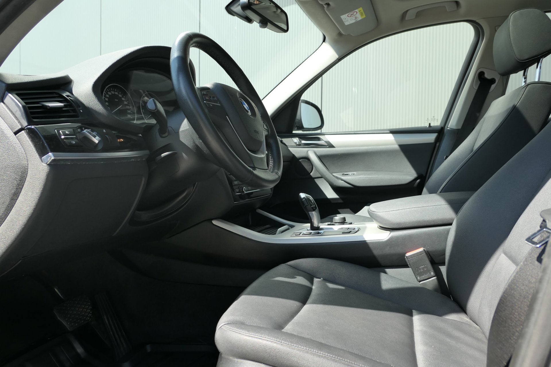 BMW X3 SDrive20i High Executive Pano Leder LED Camera, Auto's, BMW, Automaat, Achterwielaandrijving, Gebruikt, 4 cilinders