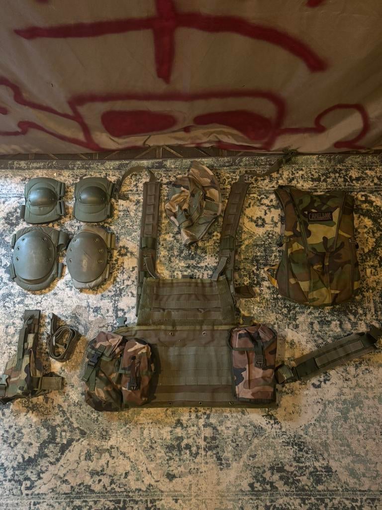 Airsoft woodland lot, Ophalen of Verzenden, Landmacht, Overige gebieden, Kleding of Schoenen