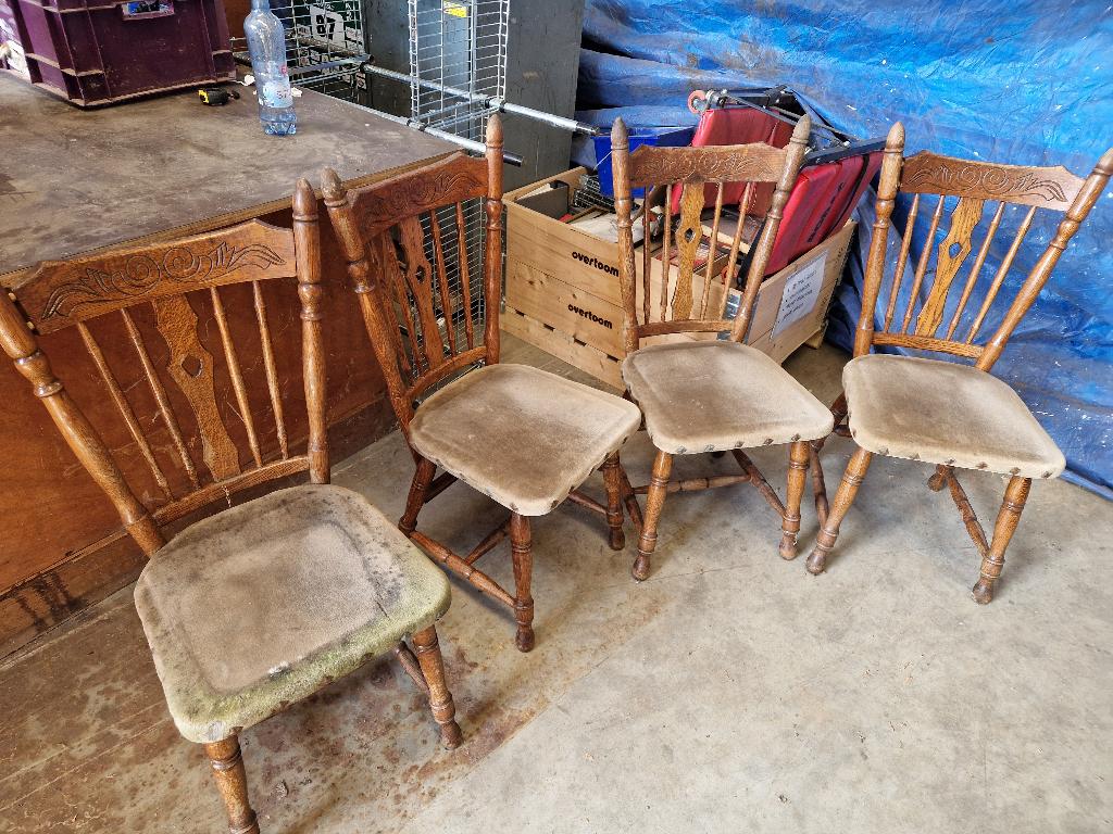 4 stuks antieke houten stoelen voor een prikkie!, Ophalen