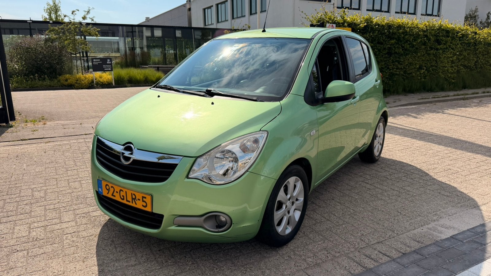 Opel Agila 1.2 16V 2008 Groen km:147439 airco electrramen, Voorwielaandrijving, 40 €/maand, 4 cilinders, 965 kg