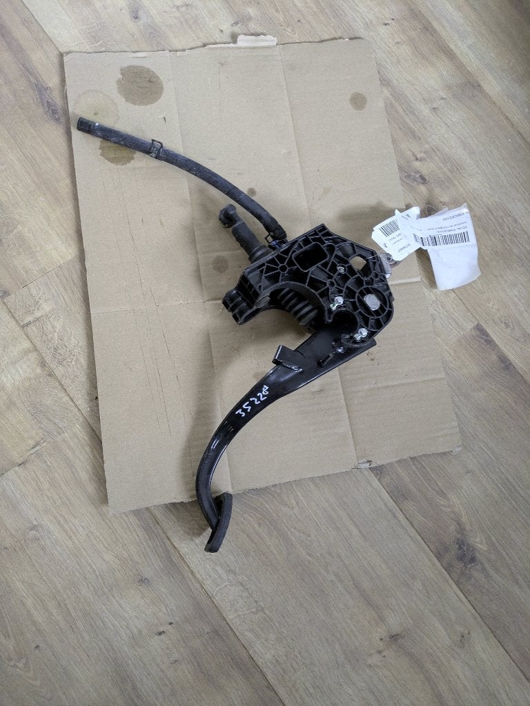 Hyundai i30 Fastback 2017 Koppelingspedaal (zonder sensor), Ophalen of Verzenden, Gebruikt, Hyundai