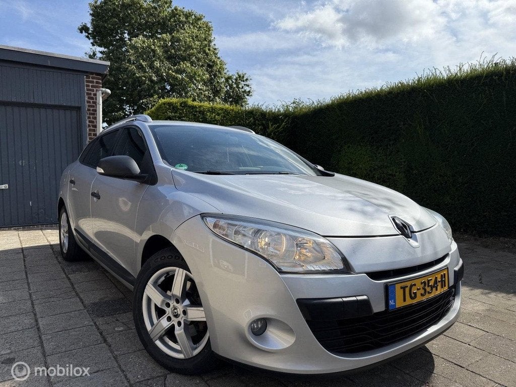 Renault Megane Estate 1.5 dCi Expression, Auto's, Voorwielaandrijving, Euro 5, Gebruikt, 4 cilinders