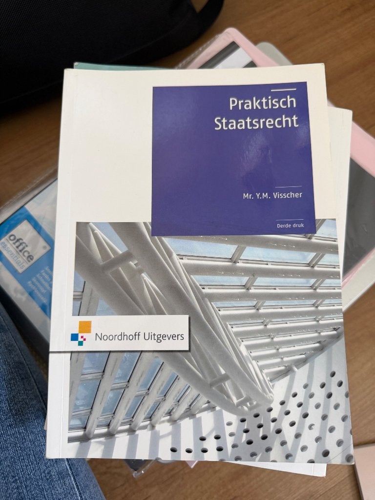 Praktisch staatsrecht studieboek, Zo goed als nieuw, Noordhoff Uitgevers, Alpha, HBO
