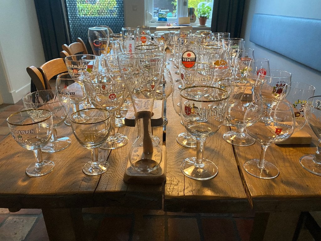 Unieke collectie bierglazen - waaronder trappistenbieren, Verzamelen, Ophalen, Zo goed als nieuw, Glas of Glazen, Overige merken