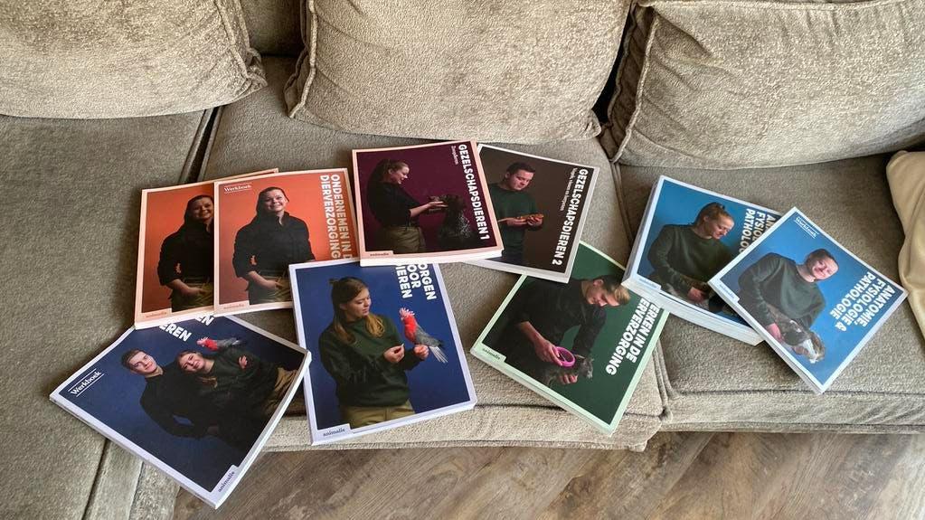 Dier verzorging niveau 3, Boeken, Ophalen, Beta, Zo goed als nieuw, MBO