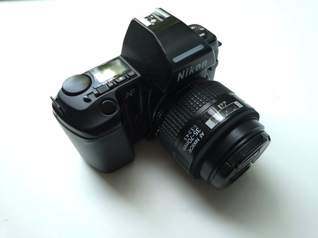Nikon F801s Plus 2 Lenzen, Ophalen of Verzenden, Zo goed als nieuw, Spiegelreflex, Nikon