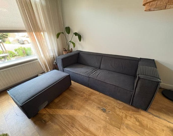 Antraciete bank met losse hocker, Huis en Inrichting, Banken | Bankstellen, Ophalen, Gebruikt, Driepersoons, 75 tot 100 cm