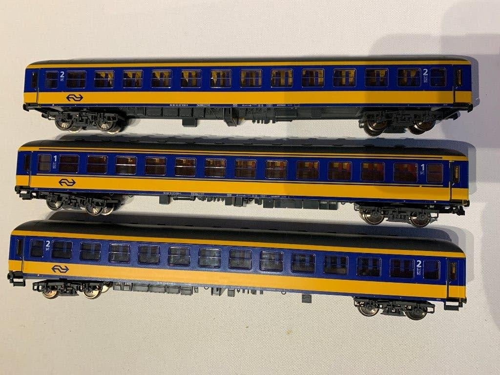 Fleischmann H0 Personenrijtuig 2e klasse van de NS, Hobby en Vrije tijd, Gebruikt, Gelijkstroom, Fleischmann, Wagon