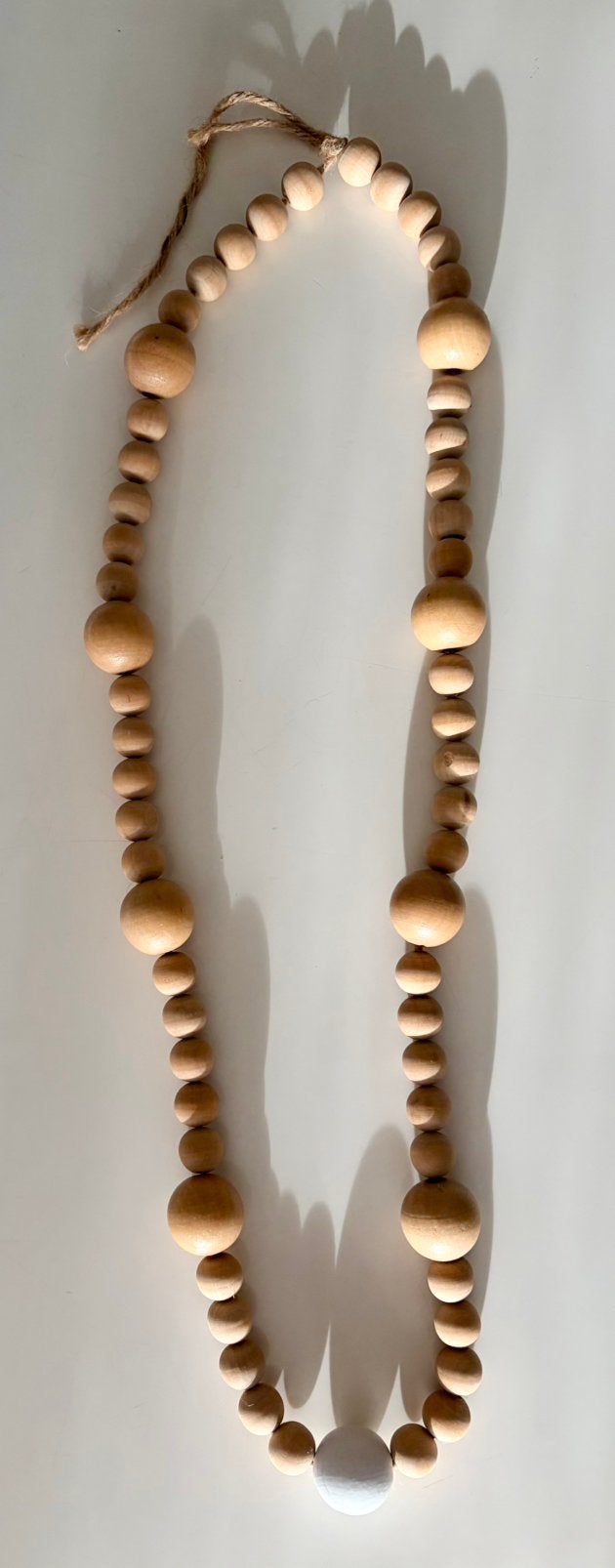 Decoratieve ketting met hout kralen, handmade, Sieraden, Tassen en Uiterlijk, Kettingen, Ophalen of Verzenden, Zo goed als nieuw
