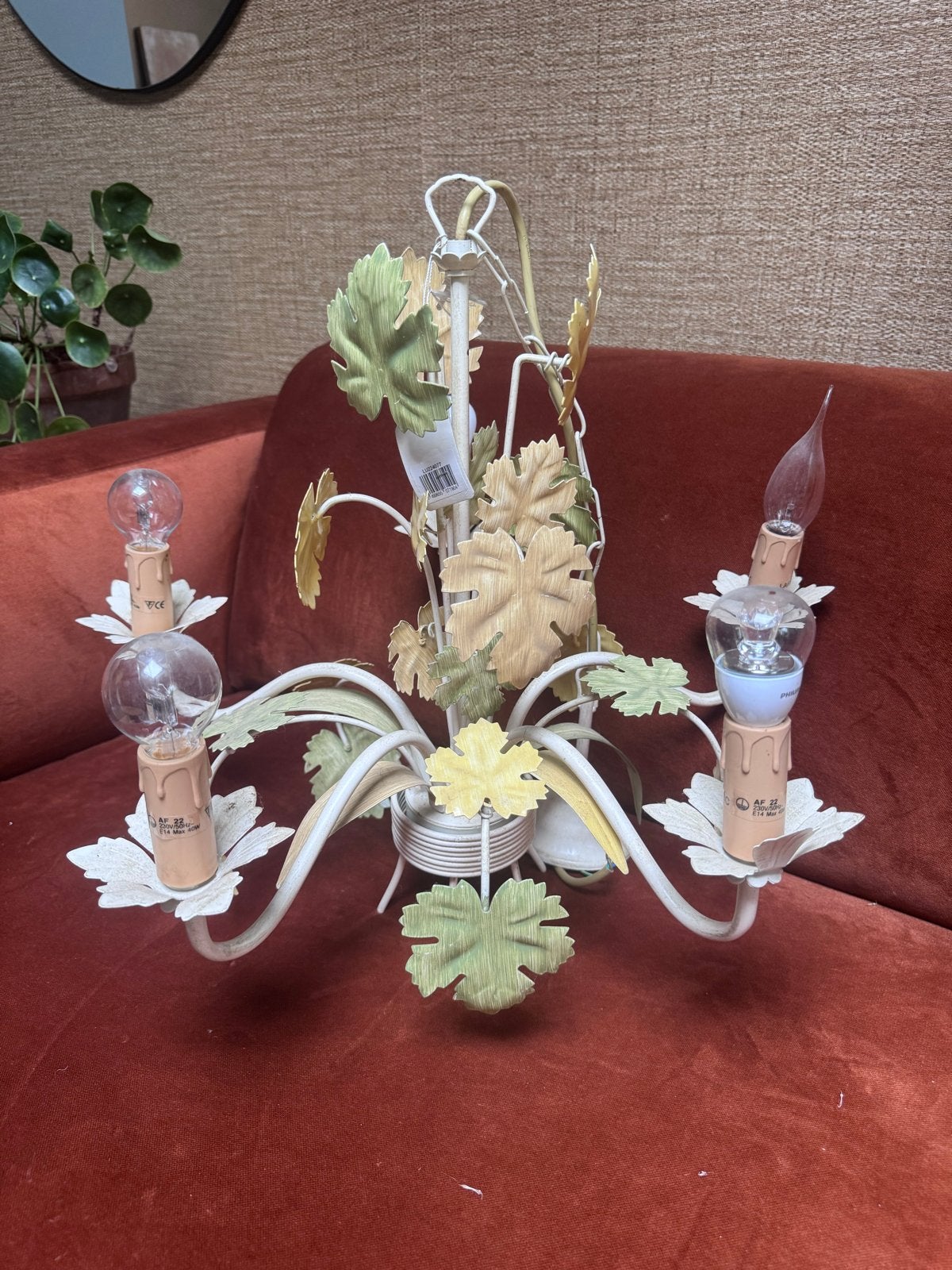 Vintage Kroonluchter met Bladeren - Charmante Verlichting, Huis en Inrichting, Lampen | Hanglampen, Ophalen, Gebruikt, Metaal