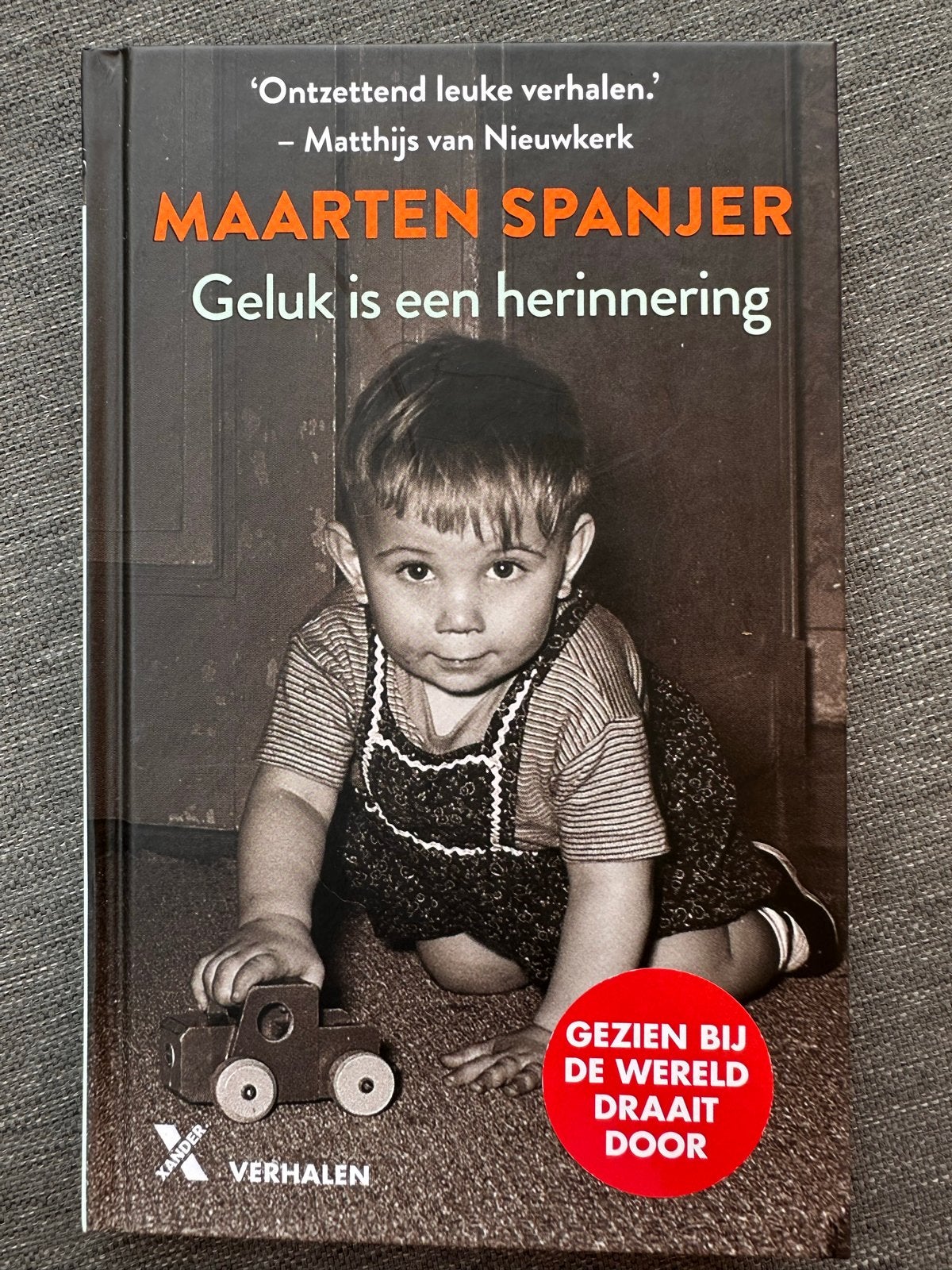 Maarten Spanjer - Geluk is een herinnering, Boeken, Ophalen of Verzenden, Zo goed als nieuw, Nederland