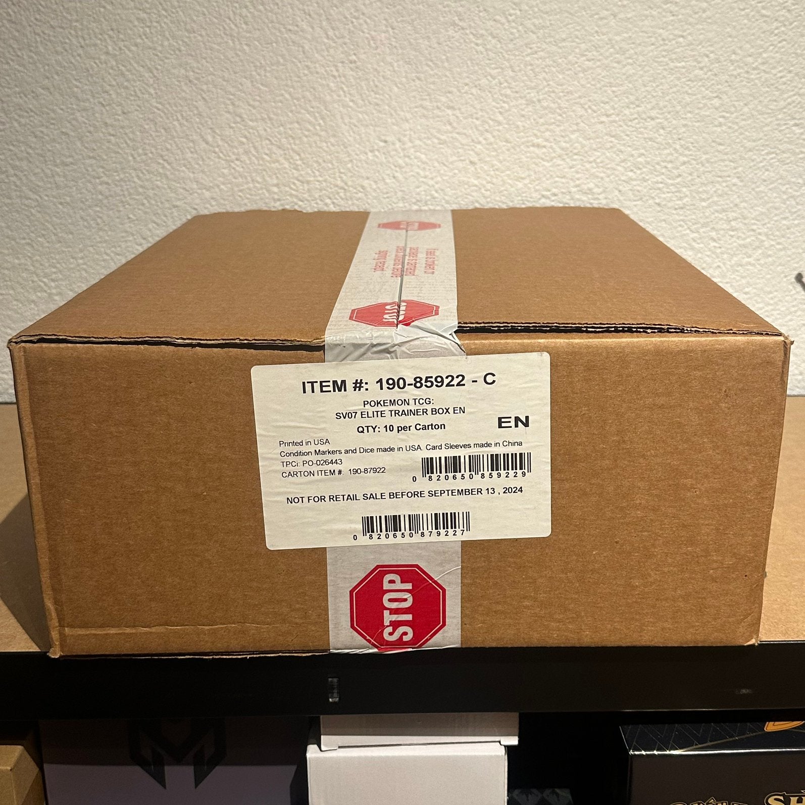Stellar Crown ETB Case Pokemon, Hobby en Vrije tijd, Ophalen of Verzenden, Zo goed als nieuw