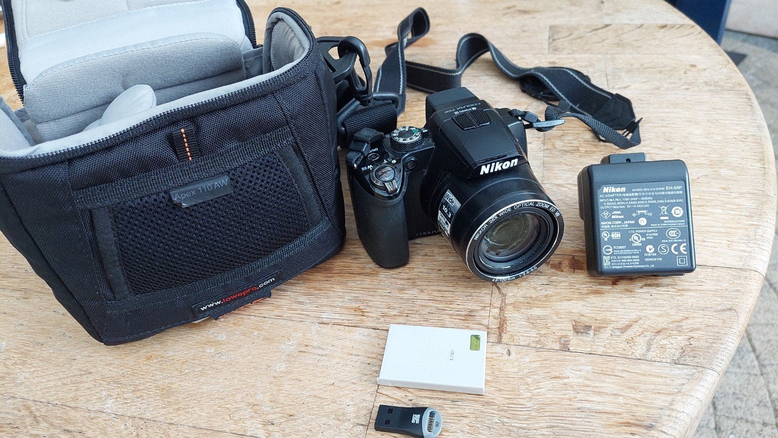 Nikon Coolpix B500 Bridgecamera met tas en accessoires, Beeldstabilisatie, Nieuw, Ophalen of Verzenden, Nikon
