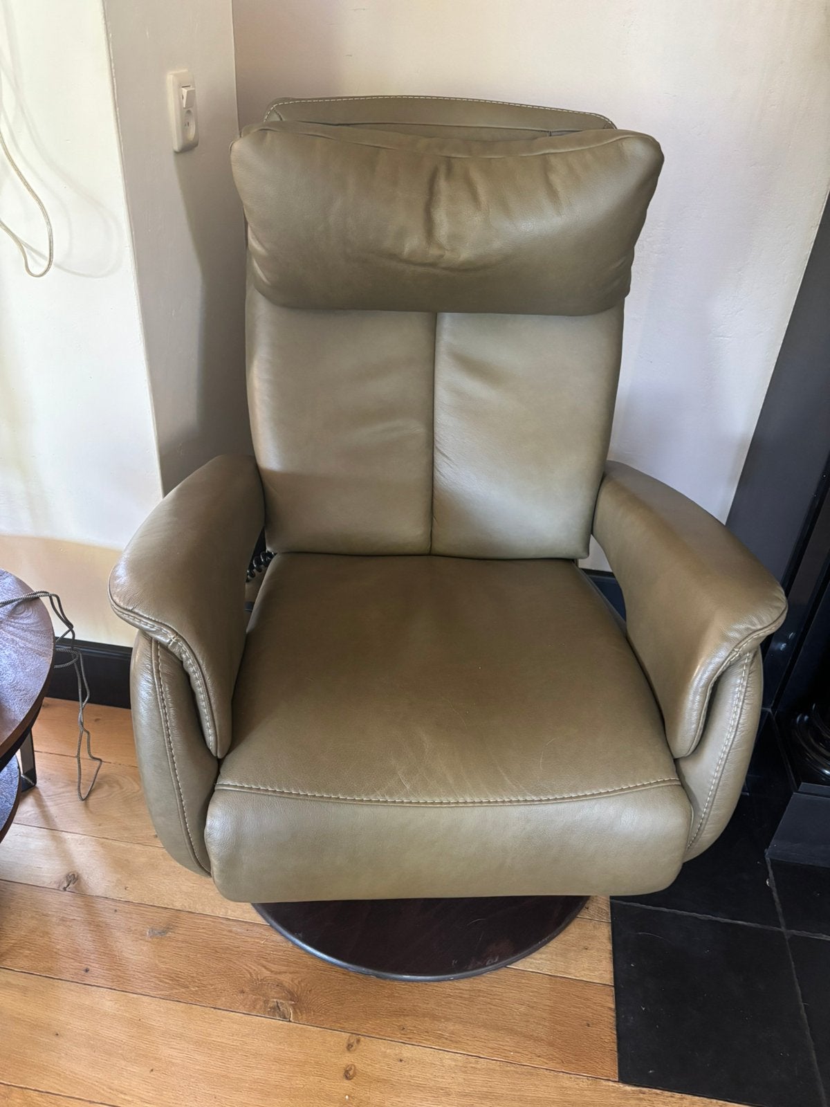 Relax sta op stoel, Ophalen, Zo goed als nieuw, Leer, 50 tot 75 cm