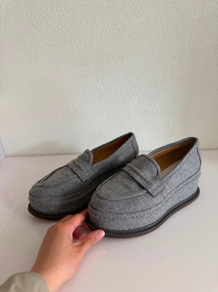 Maison Margiela Wool Platform Penny Loafers, Kleding | Dames, Instappers, Maison margiela, Ophalen of Verzenden, Grijs