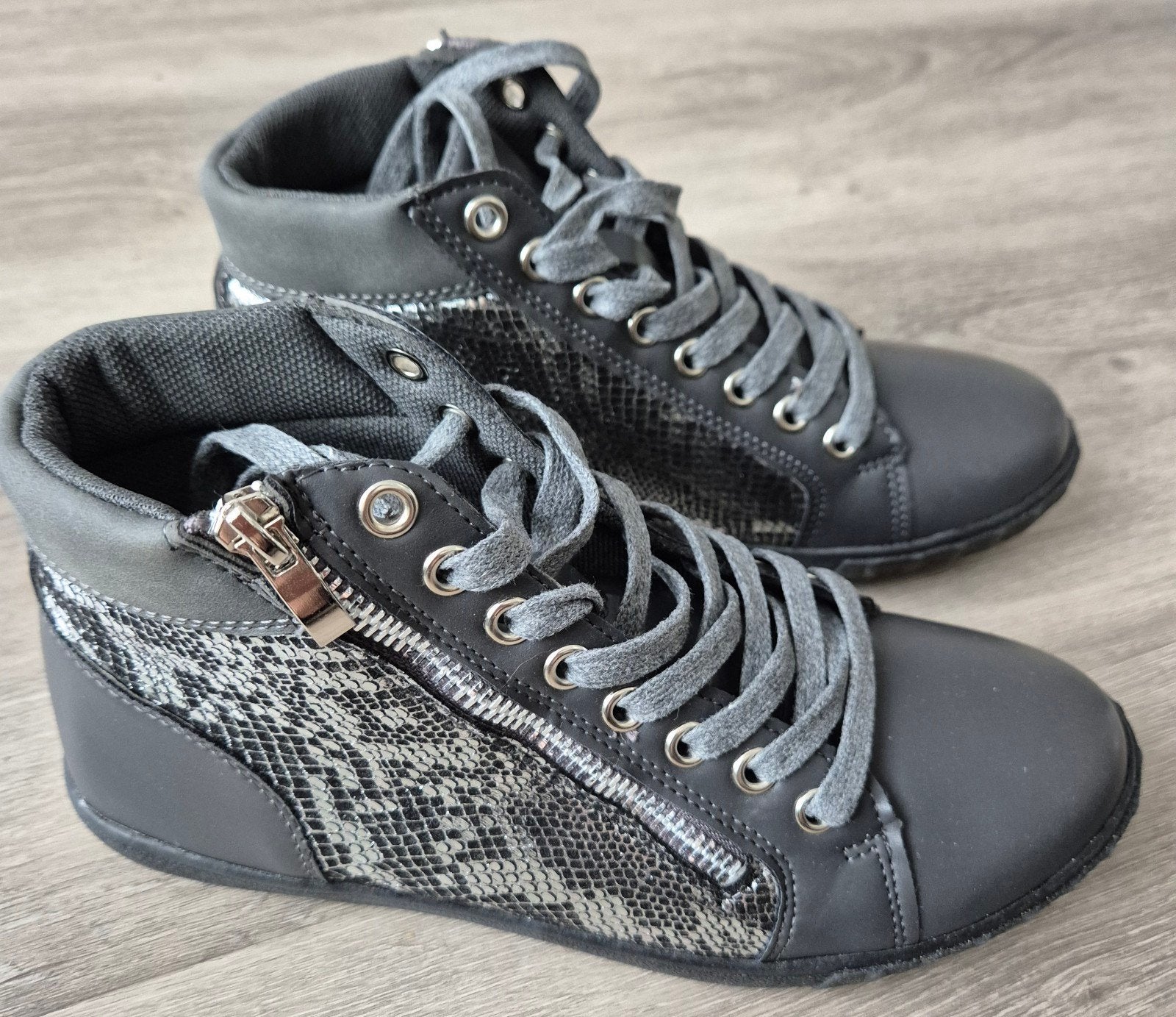 Sneakers (maat 36), Zwart, Nieuw, Ophalen of Verzenden, Sneakers of Gympen