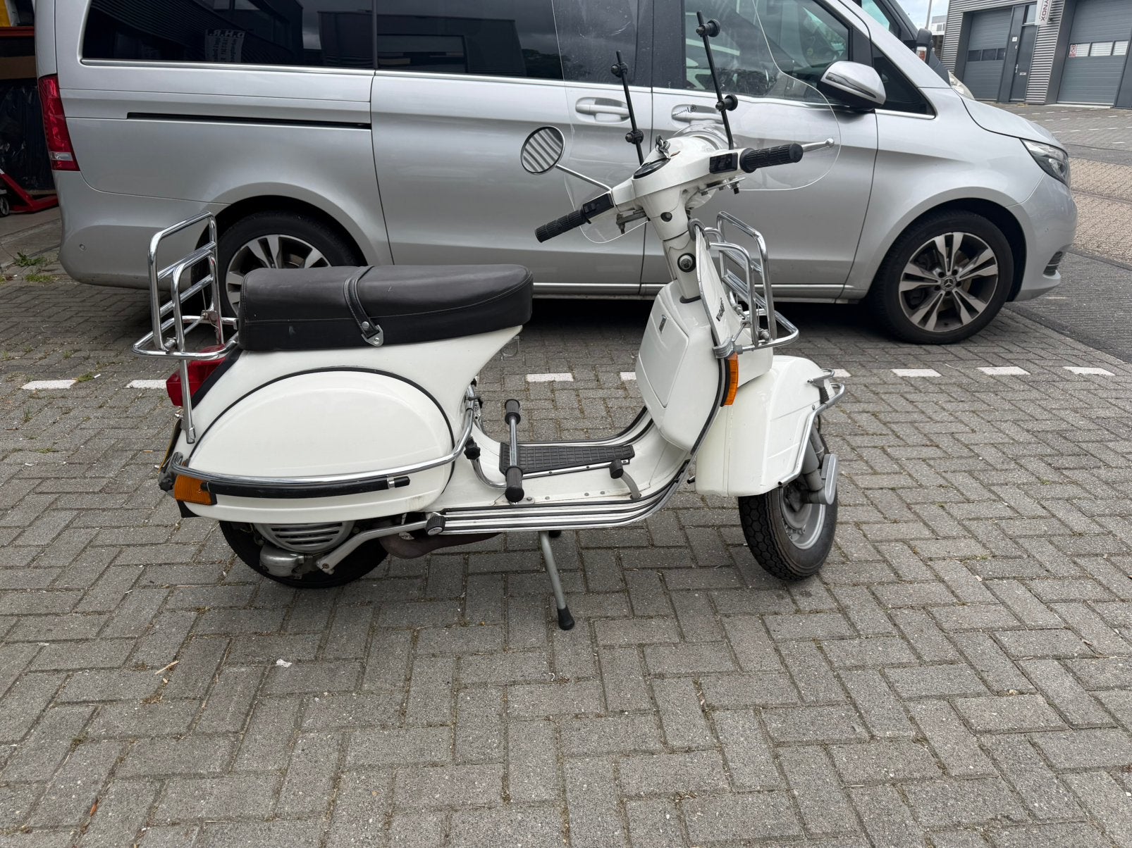 Vespa P200e 1982 origineel NL en lak, Occasion, Minimaal motorrijbewijs A2, 200 cc, Vespalaan