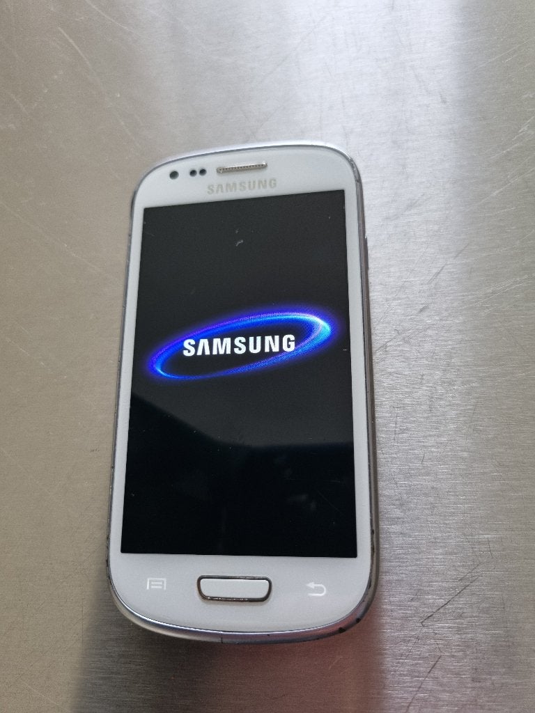 Samsung Galaxy S3 mini, Telecommunicatie, Mobiele telefoons | Samsung, Wit, Touchscreen, 3 tot 6 megapixel, Ophalen of Verzenden