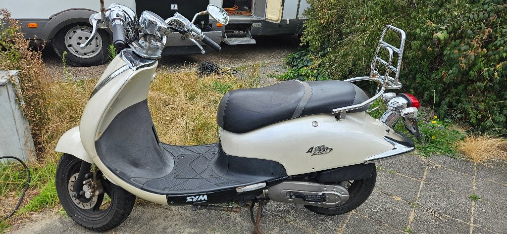 Sym allo, Ophalen, Gebruikt, Maximaal 45 km/u, Allo