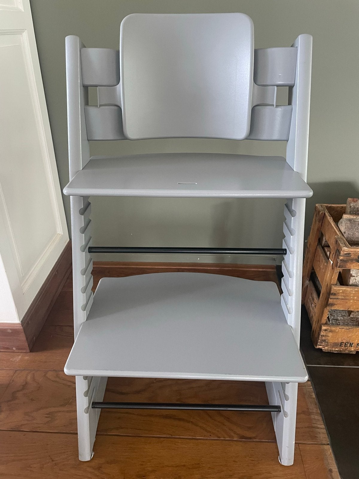 Stokke Tripp Trapp stoel met baby set en tray (storm grey), Ophalen, Zo goed als nieuw, Meegroeistoel, Aanschuifbaar
