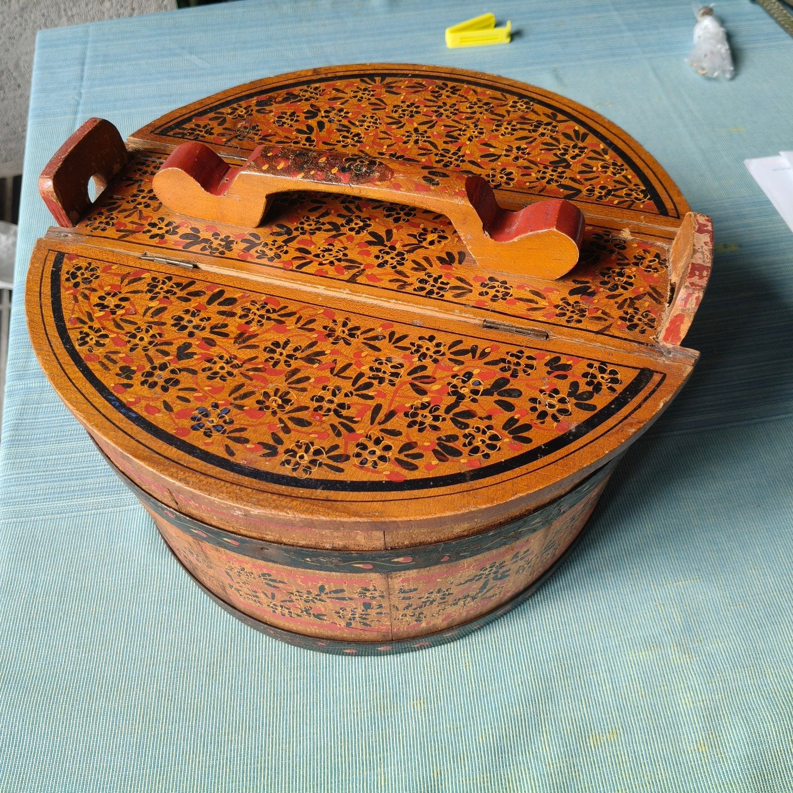 Antieke houten emmer met handgeschilderde decoratie, Ophalen of Verzenden