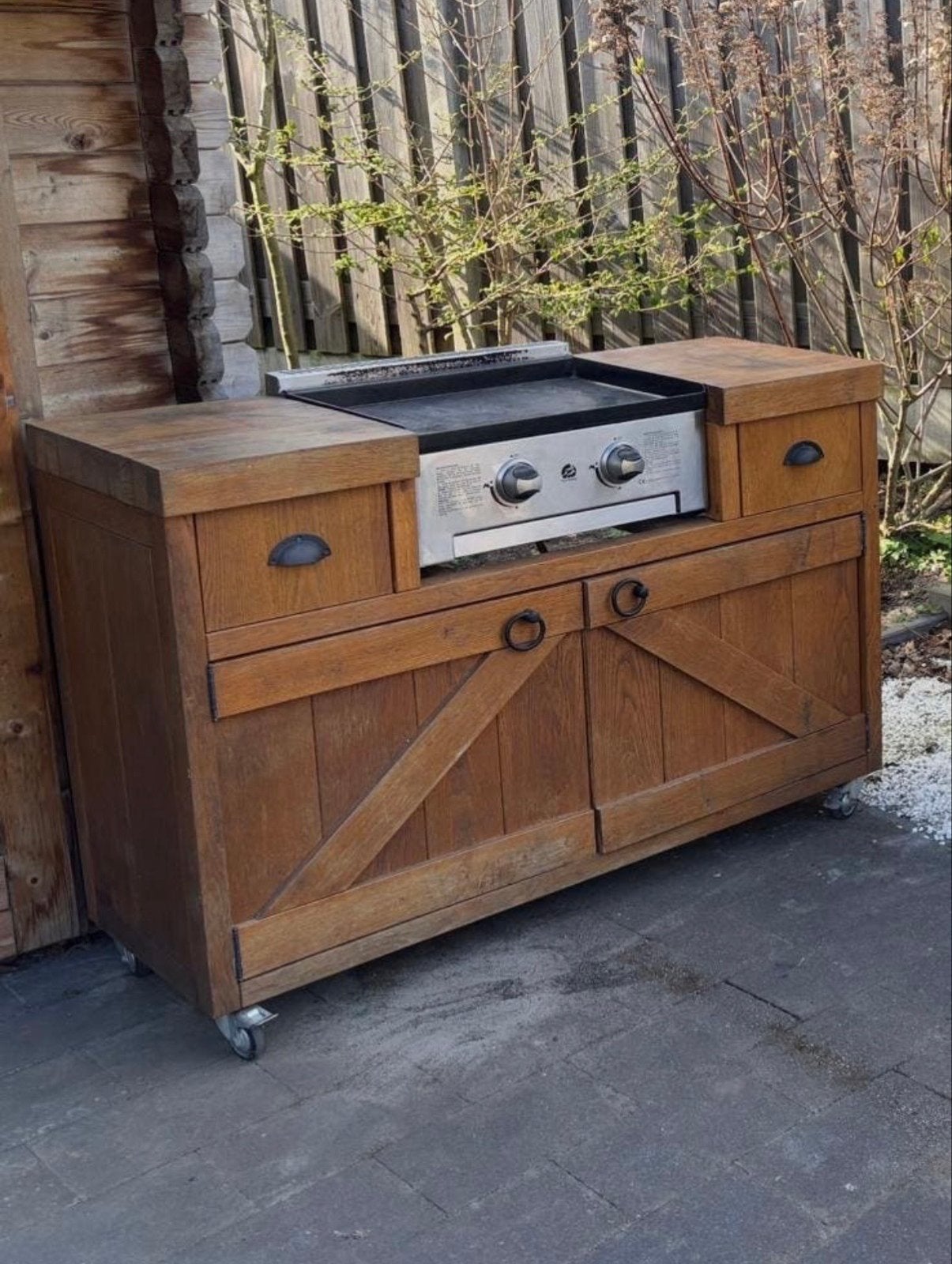 Buitenkeuken met ingebouwde gas BBQ, Tuin en Terras, Ophalen, Gebruikt