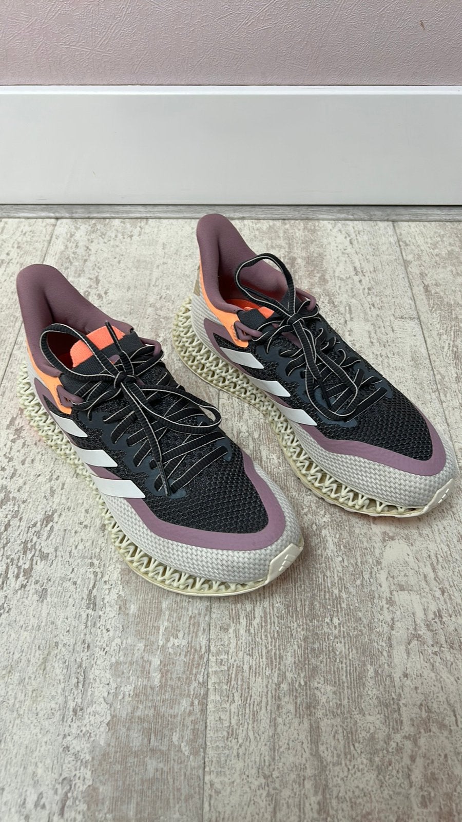Mooie dames Adidas hardloopschoenen Maat US7 UK5.5 EU 38,3/4, Ophalen of Verzenden, Zo goed als nieuw, Zwart, Sneakers of Gympen